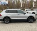 Сірий Фольксваген Тігуан, об'ємом двигуна 2 л та пробігом 27 тис. км за 25600 $, фото 7 на Automoto.ua