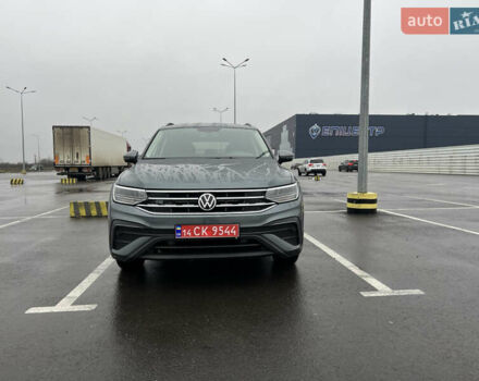 Серый Фольксваген Тигуан, объемом двигателя 2 л и пробегом 44 тыс. км за 25900 $, фото 4 на Automoto.ua
