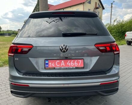 Сірий Фольксваген Тігуан, об'ємом двигуна 2 л та пробігом 7 тис. км за 27300 $, фото 7 на Automoto.ua