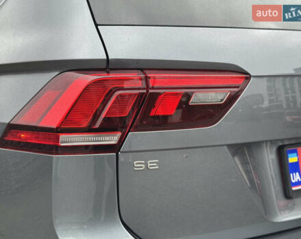 Серый Фольксваген Тигуан, объемом двигателя 2 л и пробегом 36 тыс. км за 28900 $, фото 21 на Automoto.ua