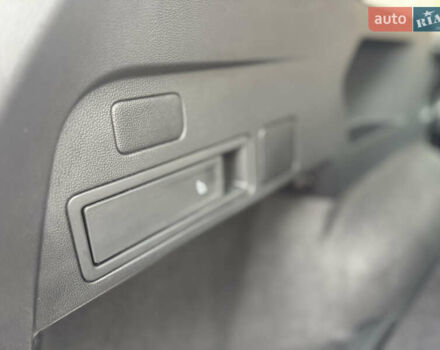 Серый Фольксваген Тигуан, объемом двигателя 2 л и пробегом 36 тыс. км за 28900 $, фото 81 на Automoto.ua