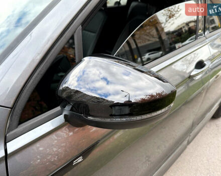 Серый Фольксваген Тигуан, объемом двигателя 2 л и пробегом 18 тыс. км за 28998 $, фото 34 на Automoto.ua