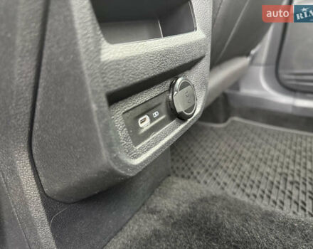 Серый Фольксваген Тигуан, объемом двигателя 2 л и пробегом 36 тыс. км за 28900 $, фото 71 на Automoto.ua