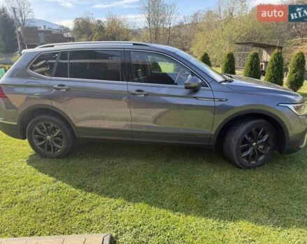 Серый Фольксваген Тигуан, объемом двигателя 1.98 л и пробегом 37 тыс. км за 27999 $, фото 5 на Automoto.ua