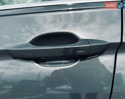 Серый Фольксваген Тигуан, объемом двигателя 1.98 л и пробегом 9 тыс. км за 40000 $, фото 6 на Automoto.ua