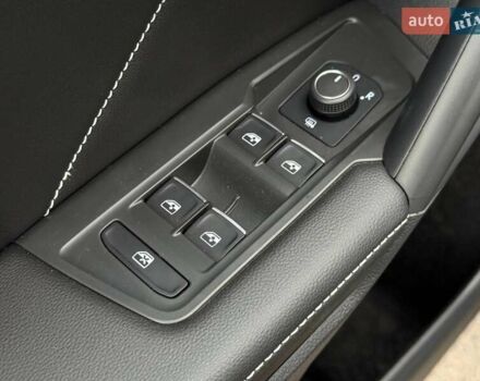 Сірий Фольксваген Тігуан, об'ємом двигуна 2 л та пробігом 2 тис. км за 31500 $, фото 45 на Automoto.ua