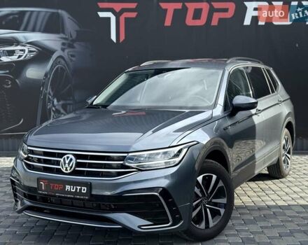 Серый Фольксваген Тигуан, объемом двигателя 1.98 л и пробегом 2 тыс. км за 25500 $, фото 2 на Automoto.ua