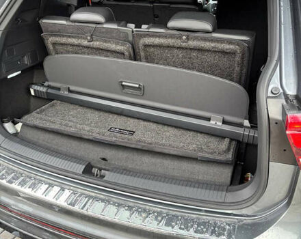 Серый Фольксваген Тигуан, объемом двигателя 2 л и пробегом 17 тыс. км за 30000 $, фото 8 на Automoto.ua