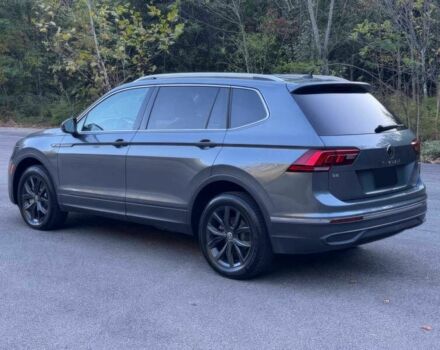 Сірий Фольксваген Тігуан, об'ємом двигуна 2 л та пробігом 19 тис. км за 14000 $, фото 5 на Automoto.ua