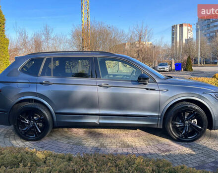 Серый Фольксваген Тигуан, объемом двигателя 2 л и пробегом 17 тыс. км за 29500 $, фото 7 на Automoto.ua