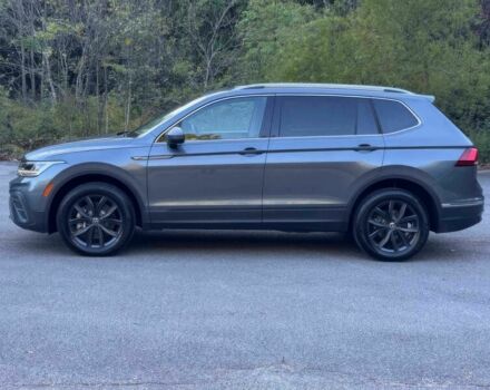 Сірий Фольксваген Тігуан, об'ємом двигуна 2 л та пробігом 19 тис. км за 14000 $, фото 4 на Automoto.ua