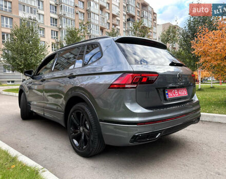 Серый Фольксваген Тигуан, объемом двигателя 2 л и пробегом 18 тыс. км за 28998 $, фото 5 на Automoto.ua