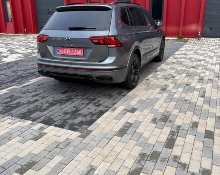 Серый Фольксваген Тигуан, объемом двигателя 2 л и пробегом 17 тыс. км за 30000 $, фото 4 на Automoto.ua