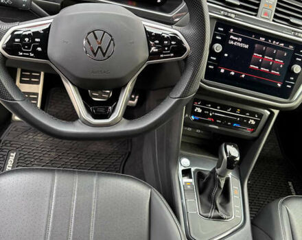 Серый Фольксваген Тигуан, объемом двигателя 2 л и пробегом 17 тыс. км за 30000 $, фото 26 на Automoto.ua