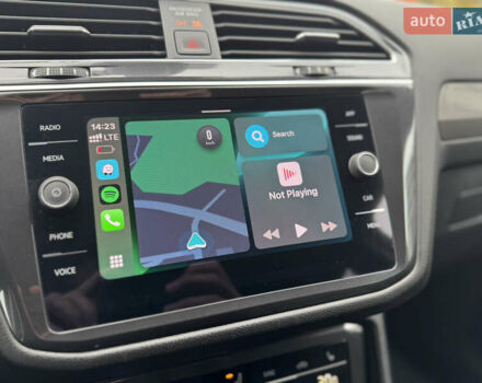 Серый Фольксваген Тигуан, объемом двигателя 2 л и пробегом 36 тыс. км за 28900 $, фото 74 на Automoto.ua