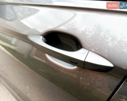 Серый Фольксваген Тигуан, объемом двигателя 2 л и пробегом 18 тыс. км за 28998 $, фото 28 на Automoto.ua