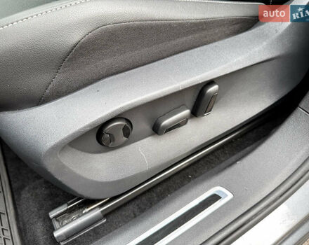 Серый Фольксваген Тигуан, объемом двигателя 2 л и пробегом 18 тыс. км за 28998 $, фото 49 на Automoto.ua