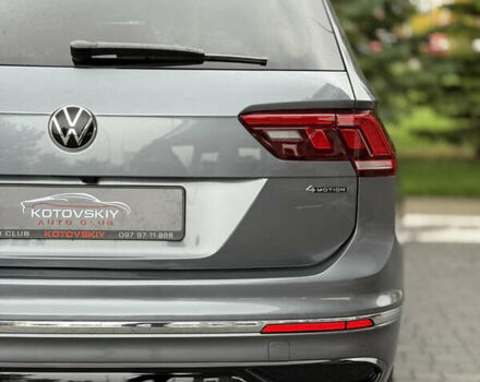 Серый Фольксваген Тигуан, объемом двигателя 2 л и пробегом 14 тыс. км за 27500 $, фото 25 на Automoto.ua