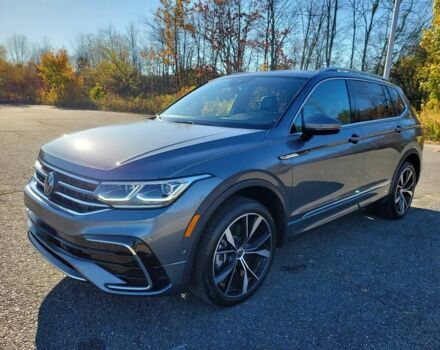 Серый Фольксваген Тигуан, объемом двигателя 2 л и пробегом 10 тыс. км за 7800 $, фото 2 на Automoto.ua