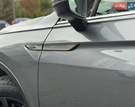 Серый Фольксваген Тигуан, объемом двигателя 2 л и пробегом 36 тыс. км за 28900 $, фото 17 на Automoto.ua