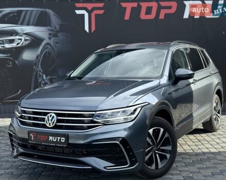 Серый Фольксваген Тигуан, объемом двигателя 1.98 л и пробегом 2 тыс. км за 25500 $, фото 1 на Automoto.ua