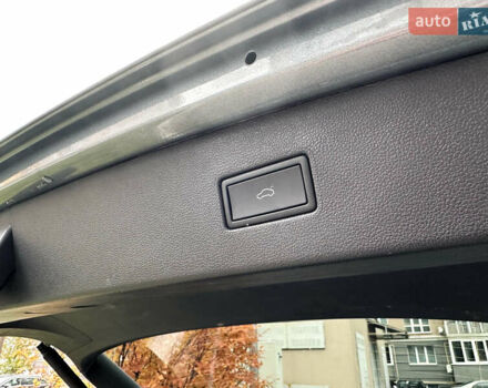 Серый Фольксваген Тигуан, объемом двигателя 2 л и пробегом 18 тыс. км за 28998 $, фото 19 на Automoto.ua