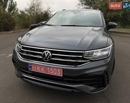 Сірий Фольксваген Тігуан, об'ємом двигуна 2 л та пробігом 2 тис. км за 31500 $, фото 15 на Automoto.ua
