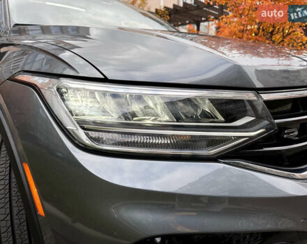 Серый Фольксваген Тигуан, объемом двигателя 2 л и пробегом 18 тыс. км за 28998 $, фото 7 на Automoto.ua