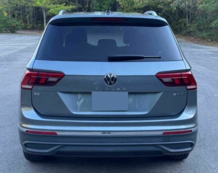 Сірий Фольксваген Тігуан, об'ємом двигуна 2 л та пробігом 19 тис. км за 14000 $, фото 6 на Automoto.ua