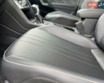 Серый Фольксваген Тигуан, объемом двигателя 1.98 л и пробегом 19 тыс. км за 29300 $, фото 29 на Automoto.ua