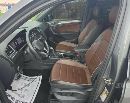 Серый Фольксваген Тигуан, объемом двигателя 0 л и пробегом 40 тыс. км за 14000 $, фото 11 на Automoto.ua