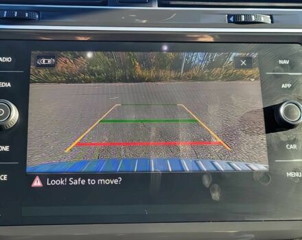 Серый Фольксваген Тигуан, объемом двигателя 2 л и пробегом 24 тыс. км за 23100 $, фото 10 на Automoto.ua