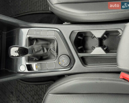 Серый Фольксваген Тигуан, объемом двигателя 2 л и пробегом 36 тыс. км за 28900 $, фото 54 на Automoto.ua