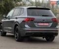 Сірий Фольксваген Тігуан, об'ємом двигуна 2 л та пробігом 2 тис. км за 31500 $, фото 25 на Automoto.ua