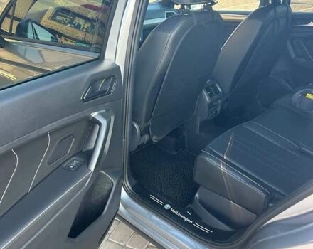 Серый Фольксваген Тигуан, объемом двигателя 1.98 л и пробегом 8 тыс. км за 38500 $, фото 17 на Automoto.ua