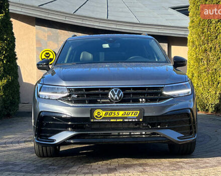 Серый Фольксваген Тигуан, объемом двигателя 2 л и пробегом 17 тыс. км за 29500 $, фото 1 на Automoto.ua