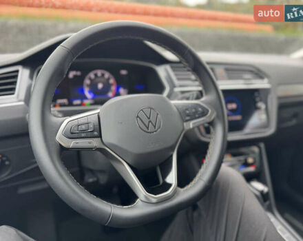 Серый Фольксваген Тигуан, объемом двигателя 2 л и пробегом 36 тыс. км за 28900 $, фото 61 на Automoto.ua