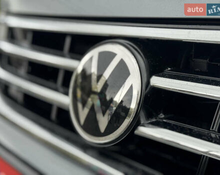 Серый Фольксваген Тигуан, объемом двигателя 2 л и пробегом 36 тыс. км за 28900 $, фото 28 на Automoto.ua