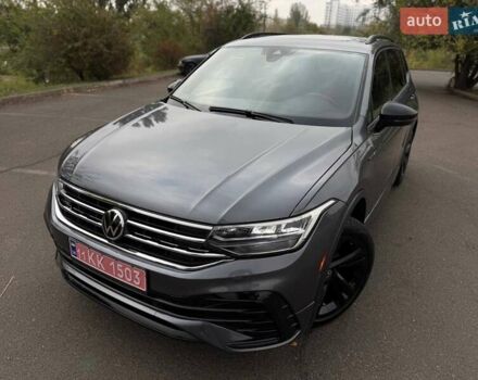 Сірий Фольксваген Тігуан, об'ємом двигуна 2 л та пробігом 2 тис. км за 31500 $, фото 13 на Automoto.ua