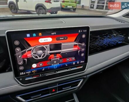 Сірий Фольксваген Тігуан, об'ємом двигуна 1.97 л та пробігом 6 тис. км за 47300 $, фото 19 на Automoto.ua