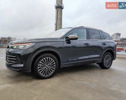 Сірий Фольксваген Тігуан, об'ємом двигуна 1.97 л та пробігом 6 тис. км за 47300 $, фото 3 на Automoto.ua