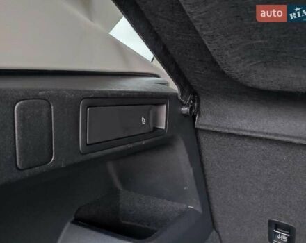 Сірий Фольксваген Тігуан, об'ємом двигуна 1.97 л та пробігом 6 тис. км за 47300 $, фото 61 на Automoto.ua