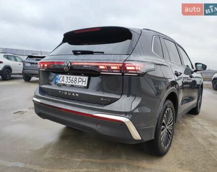 Сірий Фольксваген Тігуан, об'ємом двигуна 1.97 л та пробігом 6 тис. км за 47300 $, фото 10 на Automoto.ua