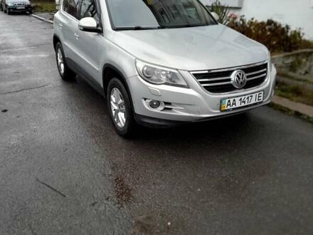 Серый Фольксваген Тигуан, объемом двигателя 1.97 л и пробегом 164 тыс. км за 11300 $, фото 1 на Automoto.ua