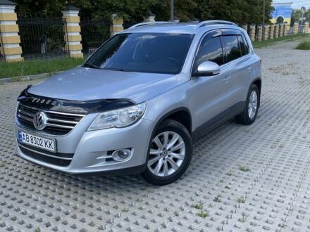 Фольксваген Тигуан 2009 в Тульчине на Automoto.ua Серый Фольксваген Тигуан, объемом двигателя 2 л и пробегом 314 тыс. км за 8799 $, фото 1 на Automoto.ua