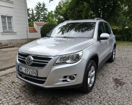 Сірий Фольксваген Тігуан, об'ємом двигуна 0 л та пробігом 200 тис. км за 3784 $, фото 1 на Automoto.ua