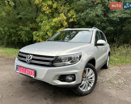 Серый Фольксваген Тигуан, объемом двигателя 2 л и пробегом 272 тыс. км за 8399 $, фото 1 на Automoto.ua