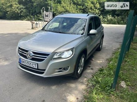 Фольксваген Тігуан 2011 у Бердичеве на Automoto.ua Сірий Фольксваген Тігуан, об'ємом двигуна 2 л та пробігом 197 тис. км за 12000 $, фото 1 на Automoto.ua