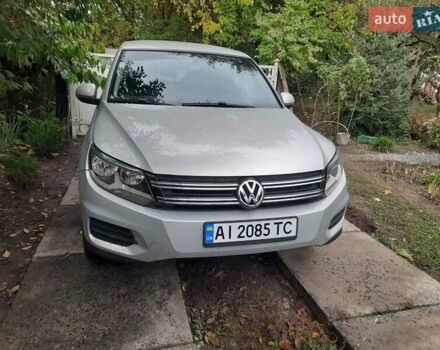 Серый Фольксваген Тигуан, объемом двигателя 1.98 л и пробегом 175 тыс. км за 15500 $, фото 1 на Automoto.ua
