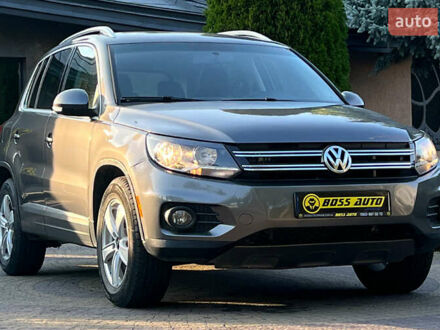 Серый Фольксваген Тигуан, объемом двигателя 2 л и пробегом 195 тыс. км за 10800 $, фото 1 на Automoto.ua